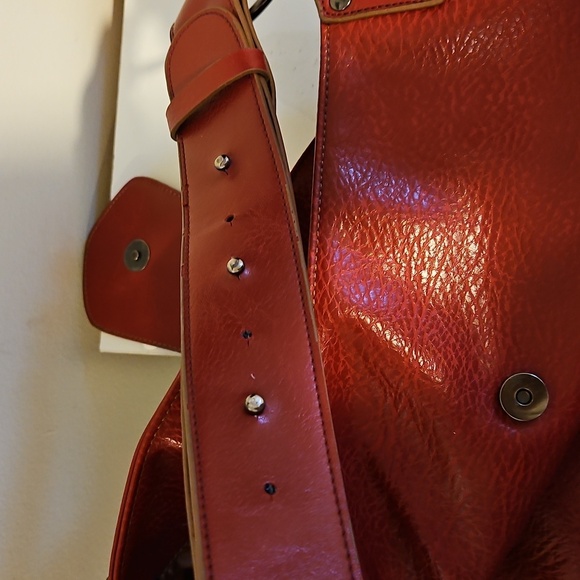 MATT & NAT Red Large Bag Purse Y2K Adjustable Straps Vegan Leather - Picture 9 of 9